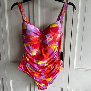 NWT NIP TUCK BOND EYE ONE PIECE MULTIFITCUP SWIMSUIT Size 10